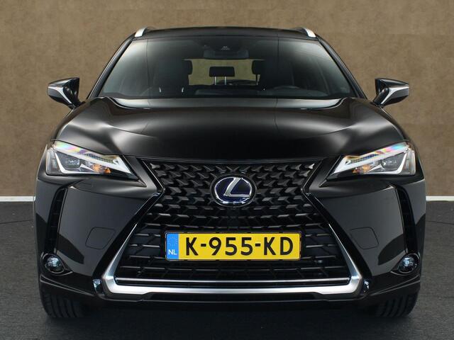 Lexus Ux 300e Business 54 kWh - ORIGINEEL NEDERLANDSE AUTO - CLIMATE CONTROL - ACHTERUITRIJCAMERA - 17 INCH LICHT METALEN VELGEN - ALCANTARA BEKLEDING - ELEKTRISCH VERSTELBARE VOORSTOELEN - ADAPTIEVE CRUISE CONTROL