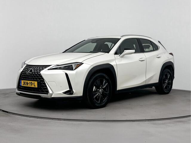 Lexus Ux 300h Urban Line | Parkeersensoren | Adaptive Cruise | Carplay |