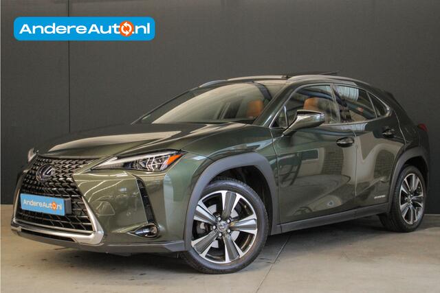 Lexus Ux 250h Executive Line |trekhaak|leder|schuifdak|elek klep|HUD|