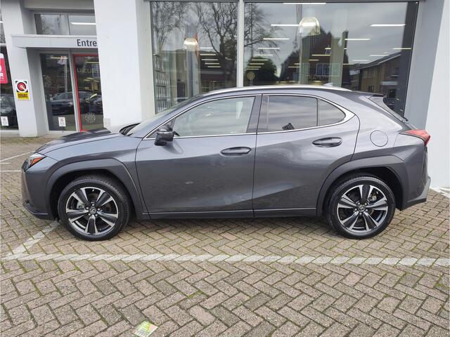 Lexus Ux 250h LUXURY LINE Leder | Keyless | Stuurverwarming | Dodehoeksens.