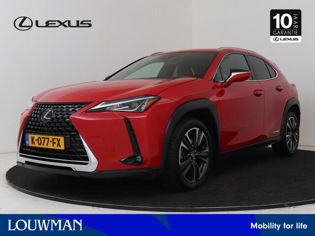 Lexus Ux 250h Business Line | Achteruitrij camera | Navigatie | LM velgen | Adaptive cruise control |