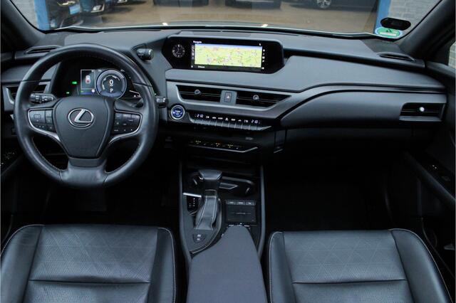 Lexus Ux 250h Executive Line |President Pack|trekhaak|pano|leder|dealer onderhouden|