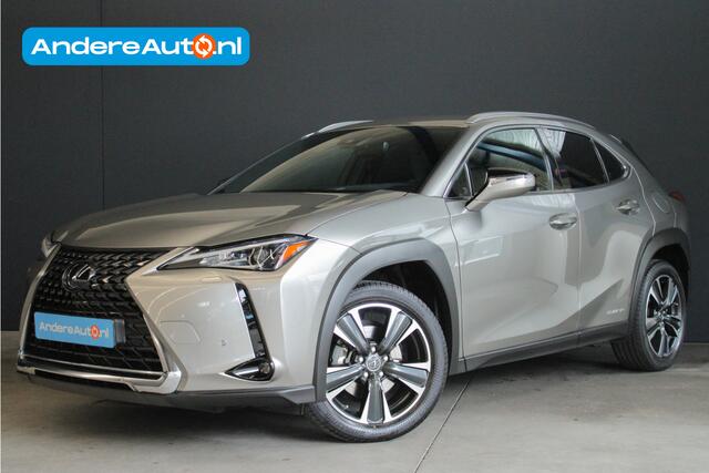 Lexus Ux 250h Preference Line |stoel/stuurverwarming|parkeersensoren|18"|Apple/Android|ACC|