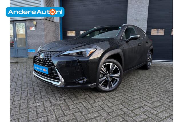 Lexus Ux 250h Preference Line |facelift|stoelverwarming|dodehoek|parkeersensoren|dealer onderhouden|