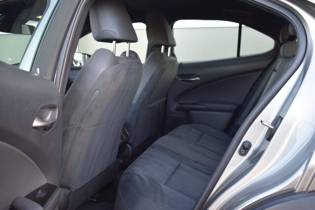 Lexus Ux 300e Business 54 kWh OrigNL | NAP