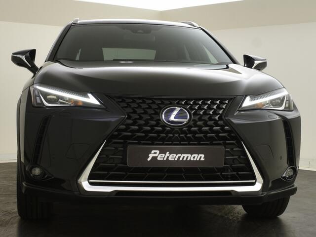 Lexus Ux 300e Luxury | Leer | Stoelventilatie | Carplay | PDC V+A