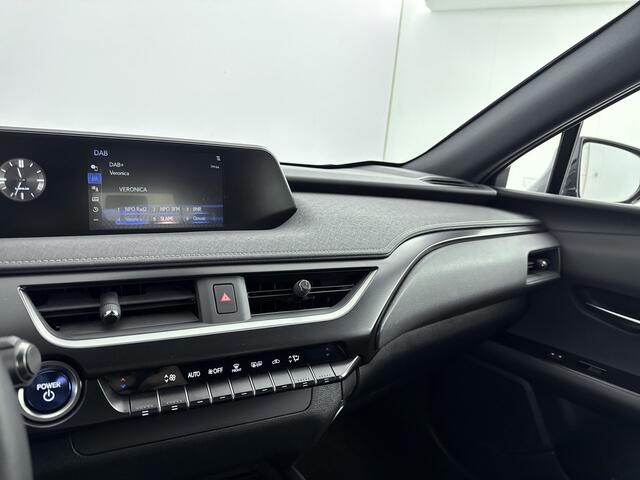 Lexus Ux 300e Business 54 kWh | Carplay | NL auto |