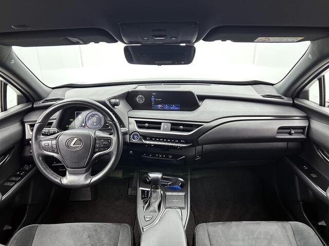 Lexus Ux 250h Preference Line | Dealeronderhouden |