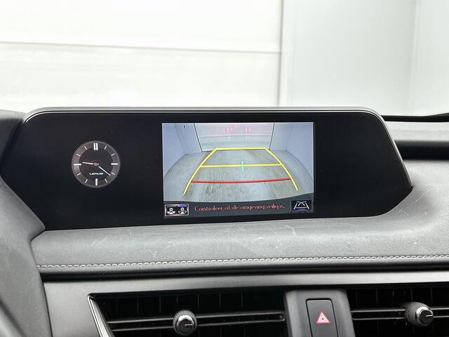 Lexus Ux 250h Preference Line | Dealeronderhouden |