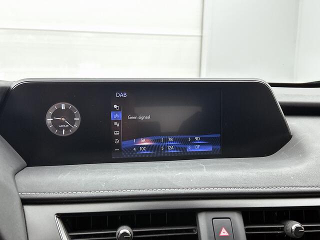 Lexus Ux 250h Preference Line | Dealeronderhouden |