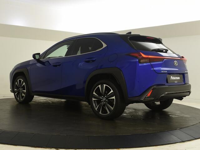 Lexus Ux 250h F Sport Line | Blind Spot | Stoel + Stuurverwarmd | PDC |