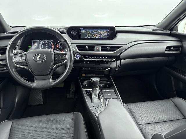 Lexus Ux 250h Executive Line | Stoelgeheugen | Carplay | 360' Camera |