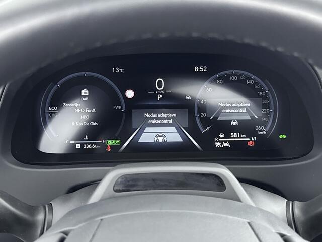 Lexus Ux 300h Luxury Line | BTW-Auto | Schuif/ Kanteldak | Stoel & Stuurverwarming |