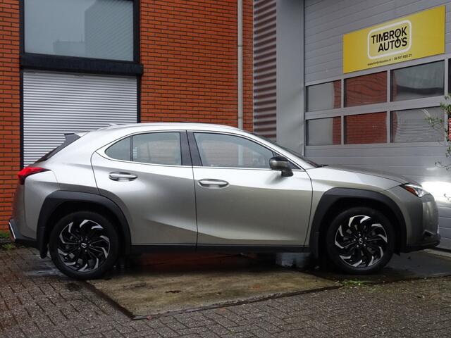 Lexus Ux 250h *Dakje/Mark L./HUD/Stoelkoeling/LED/VOL!*