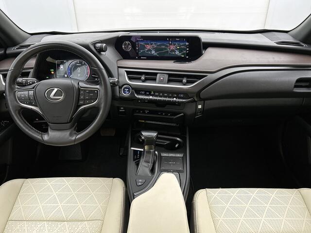Lexus Ux 250h Executive Line | Stoelgeheugen | Mark Levinson | Stoelkoeling |