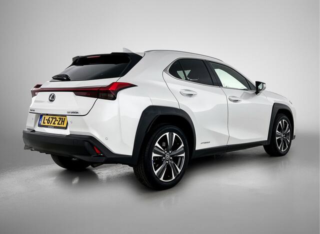 Lexus Ux 250h Business Line | Stoelverwarming | Stuurverwarming | Blind Spot Monitor |