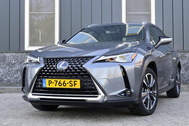 Lexus Ux 250h Preference Line Rijklaarprijs-Garantie Apple/Android Led Camera Alcantara Interieur
