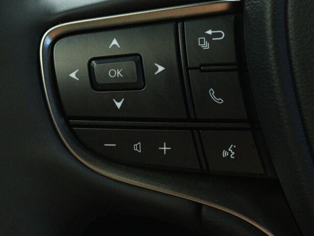 Lexus Ux 300h 35th Edition | Black Edition | Navigatie | PDC | Stuur-Stoelverwarming |