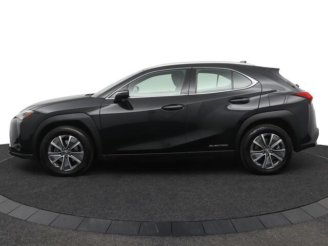 Lexus Ux 300e Business 54 kWh | Apple Carplay & Android Auto | Achteruitrijcamera |