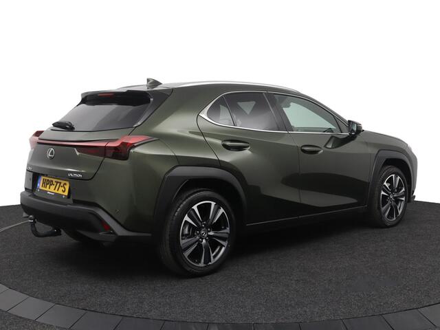 Lexus Ux 250h Luxury Line | Limited | Lederen bekleding | Elektrisch bedienbare achterklep | Afn. Trekhaak