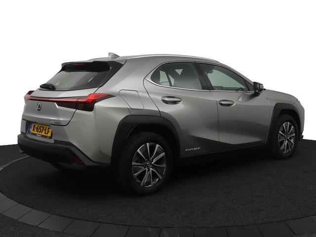 Lexus Ux 300e Business 54 kWh | NL auto | Achteruitrijcamera | Apple CarPlay