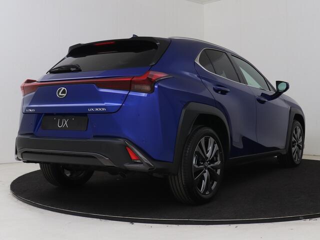 Lexus Ux 300h Ultimate Edition | Stoel- Stuurverwarming | Standkachel