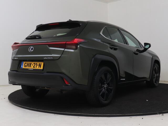 Lexus Ux 250h Luxury Line | Lederen Bekleding | Stoelverwarming | Parkeersensoren |