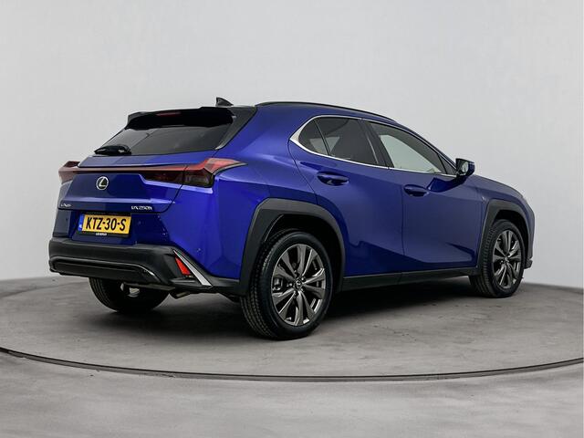 Lexus Ux 250h F Sport Line | Parkeersensoren V+A | Blindspot | Stoelverwarming |