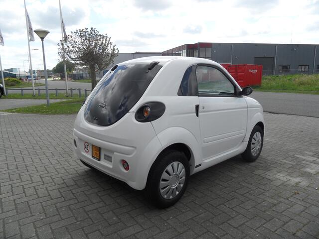 Ligier DUE Microcar Brommobiel Initial