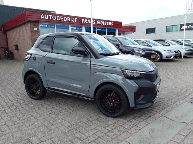 Ligier JS50 SPORT ULTIMATE NEW MODEL/ AIRCO / STUURBEKR.