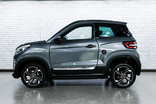 Ligier JS60 Chic Sun / STUURBEKRACHTIGING / Airco