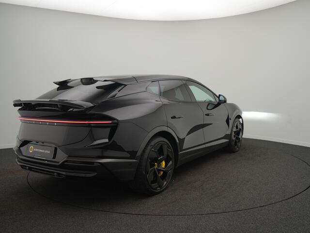 Lotus Eletre 900R | Carbon | Keramische Remmen | Dynamic Handling Pack | 23 Inch | Massage |