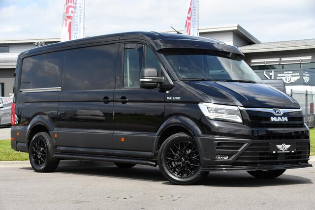 MAN TGE 3.180 35 2.0 L3H2 Black Edition Full Options! Adaptieve Cruise, Camera, Carplay, Clima, 177pk, LED, 2 x Schuifdeur, Automaat, Uniek!