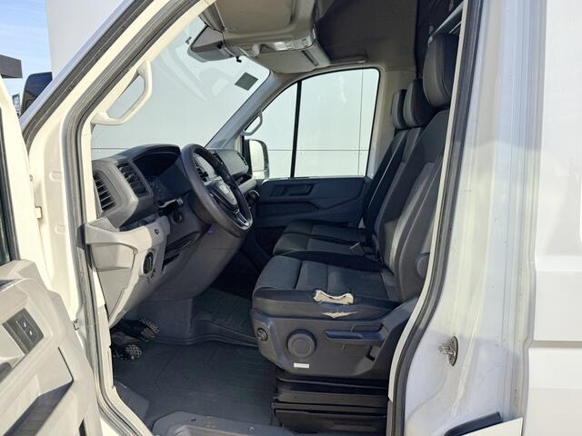 MAN TGE 3.140 2.0 TDI L3H3 Airco Cruise Control Trekhaak Carplay Navigatie Parkeersensoren voor achter