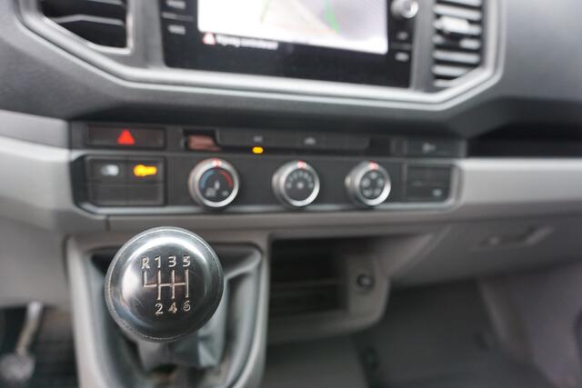 MAN TGE 140pk L3H3/L2H2 Apple Carplay Camera Parkeersensoren Navigatie Cruise control