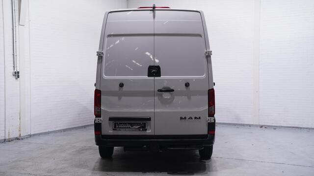 MAN TGE 3.180 180 pk DSG Aut. L4H3 Apple Carplay, Camera 270 Graden Achterdeuren, Laadruimte Pakket, Trekhaak, 3-Zits