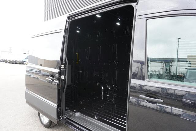 MAN TGE 177pk Automaat L3H3/L2H2 Facelift Apple Carplay Trekhaak Camera Navigatie ACC Cruise control Parkeersensoren