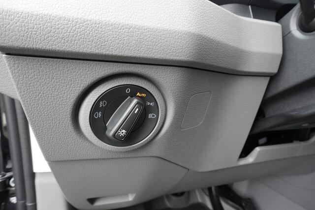 MAN TGE 140pk Automaat L3H3/L2H2 Apple Carplay Cruise control Trekhaak Camera LED Parkeersensoren