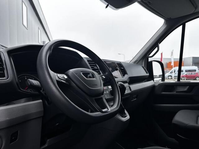 MAN TGE 35 2.0 Standaard Hoog AWD!/ AUTOMAAT!/ Zij-Schuifdeur rechts/ Trekhaak/ Camera/ 16'' LMV/ Vooruitverw./ Airco/ Cruise/ Navi/ Elek. pakket/ Armsteun/ Multi. LEDER. Stuur/ PDC V+A.