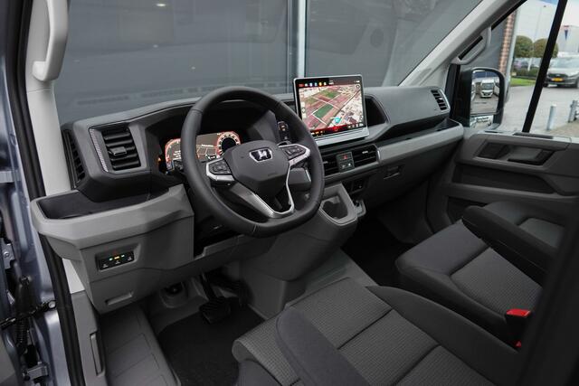 MAN TGE 35 | 140Pk Aut. | 3.140 | L3H3 | 12,9'' Display | Nieuw Model | Stoel-Bank | Achteruitrijcamera | 3.500Kg trekgewicht | 19'' | Oyster Zilver