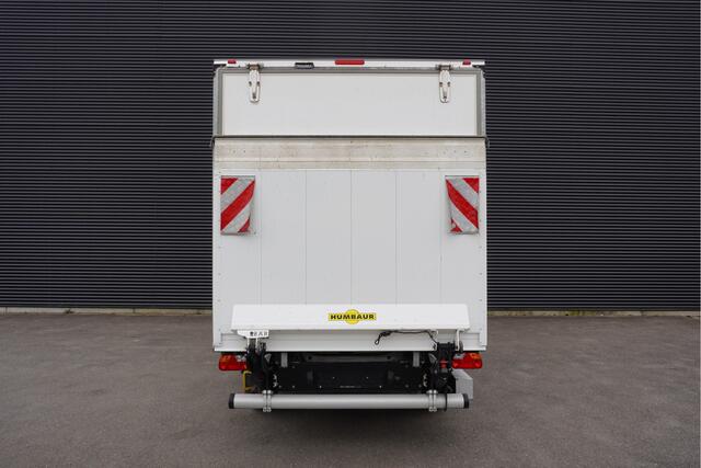 MAN TGE 140pk Bakwagen laadklep Apple Carplay Cruise control Airco 3-Zits Meubelbak Koffer LBW