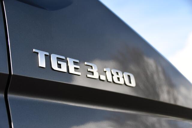 MAN TGE 3.180 35 2.0 L3H3 PB Edition Camera, Cruise, Sensoren, Carplay, 177pk, Automaat, Multimedia, Geveerde stoel, Uniek!