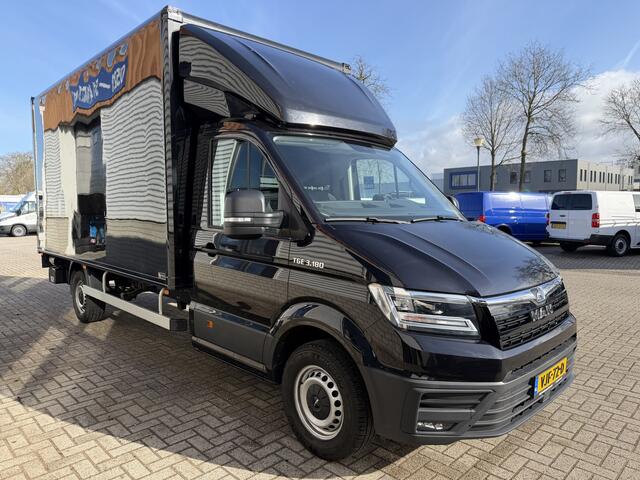 MAN TGE 35 2.0 Lang L4 Super Hoog 177pk bakwagen met Dhollandia laadklep / euro 6 / bpm vrij / vaste prijs rijklaar ¤ 38.950 ex btw / lease vanaf ¤ 636 / zwart metallic