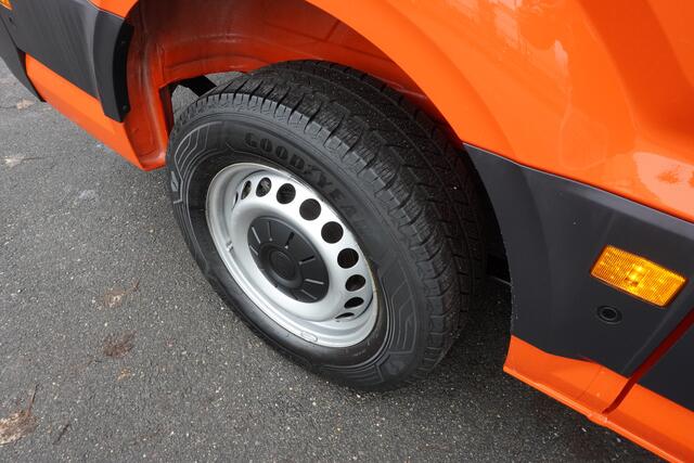 MAN TGE 140pk L3H3/L2H2 Apple Carplay Camera Airco Parkeersensoren Euro6 Passagiersstoel