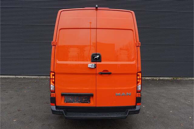 MAN TGE 140pk L3H3/L2H2 Apple Carplay Camera Airco Parkeersensoren Euro6 Passagiersstoel