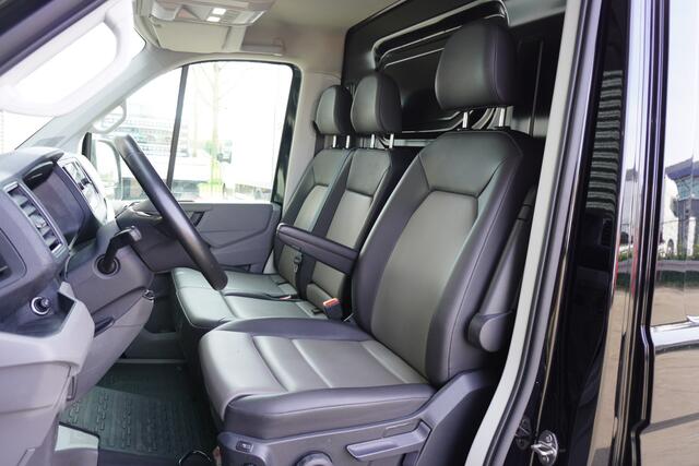 MAN TGE 180pk L4H3/L3H2 Apple Carplay Navigatie Camera Trekhaak Parkeersensoren Cruise control