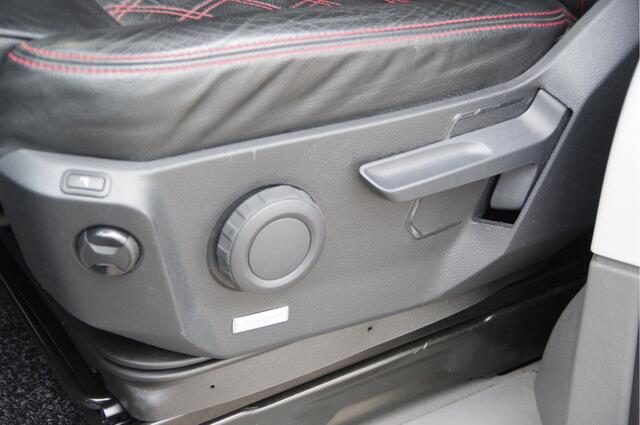 MAN TGE 3.180 35 2.0 177PK AUT. LED, 2X SCHUIDEUR, LEDER, TREKHAAK, CAMERA, CLIMA, STOELVERWARMING, STUURVERWARMING, VOORRUITVERWARMING, PARKEERSENSOREN, ADAPT. CRUISE, NL AUTO, NAP, DUBBELE SCHUIFDEUREN