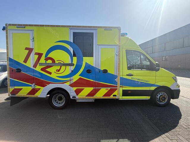 MAN TGE 180pk Automaat 50 AMBULANCE INCL STRYKER BRANCARD VB Luchtvering