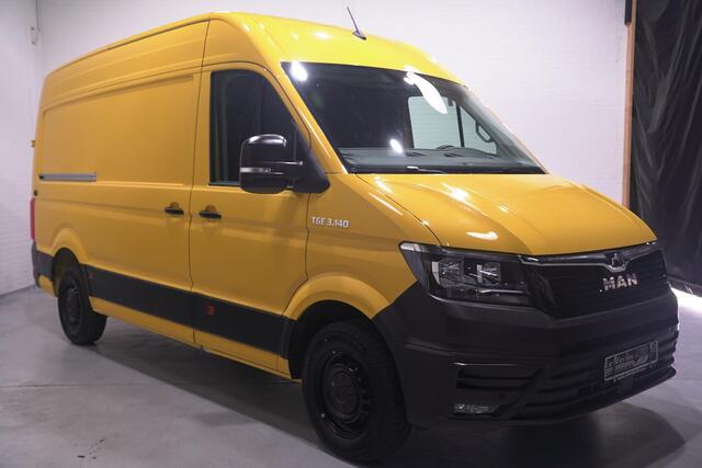 MAN TGE 3.140 pk DSG Automaat L3H3 Airco, DHL Geel App Connect, Cruise Control, 270 Graden Deuren, PDC V+A, 3-Zits