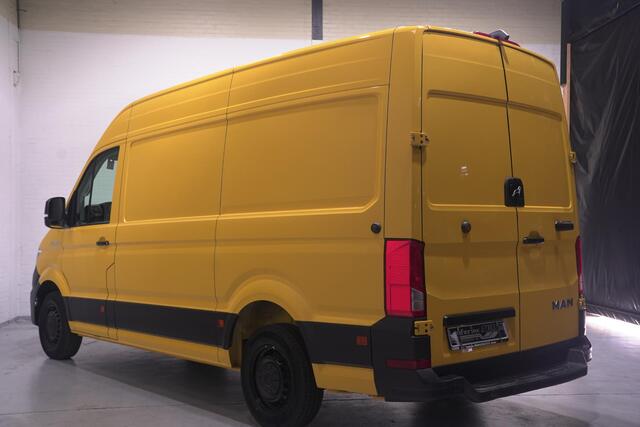 MAN TGE 3.140 pk DSG Automaat L3H3 Airco, DHL Geel App Connect, Cruise Control, 270 Graden Deuren, PDC V+A, 3-Zits